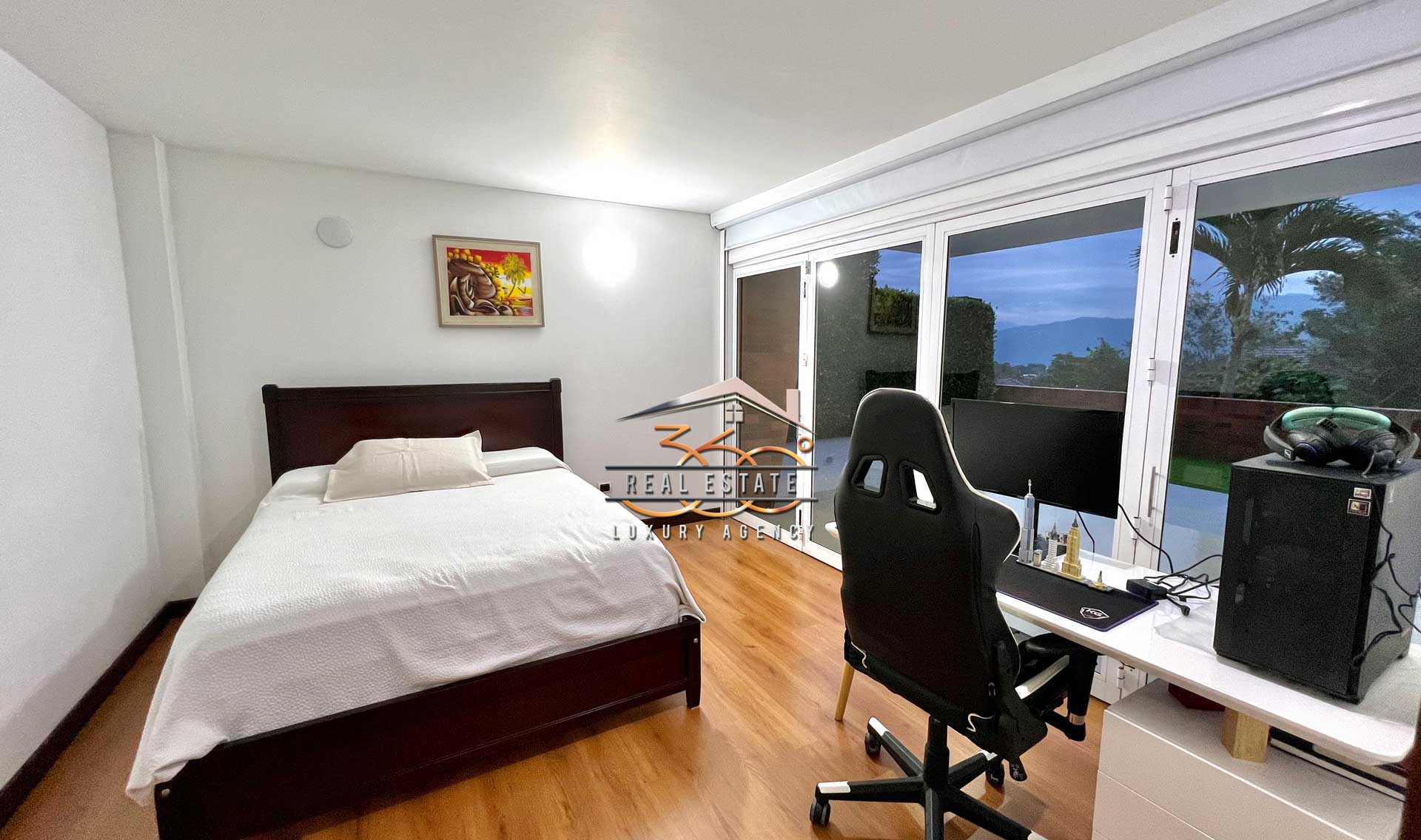 Hermosa Casa en Venta La Cima Ruitoque Condominio