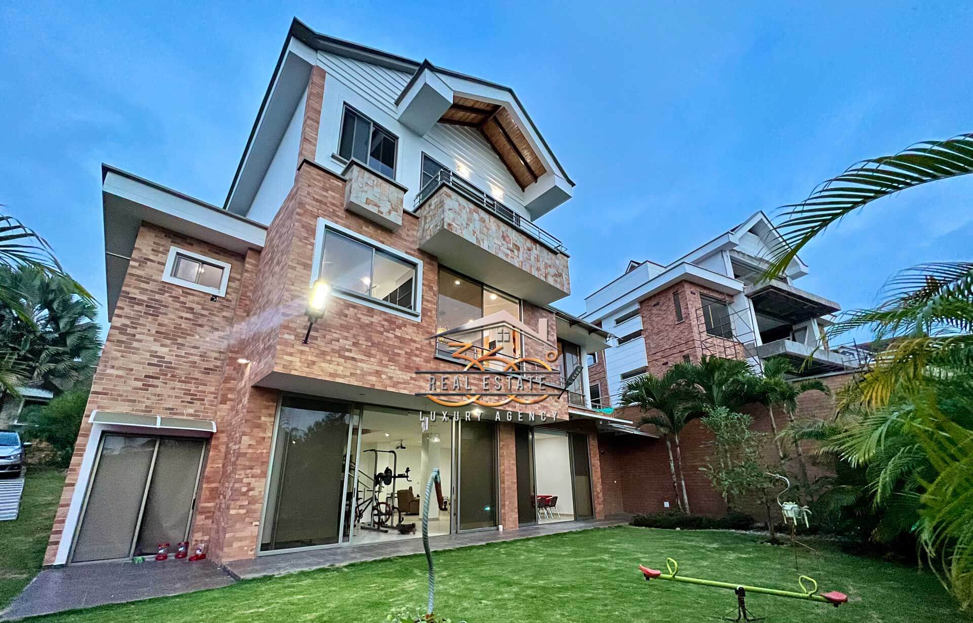 Hermosa Cabana en Venta Ruitoque Condominio