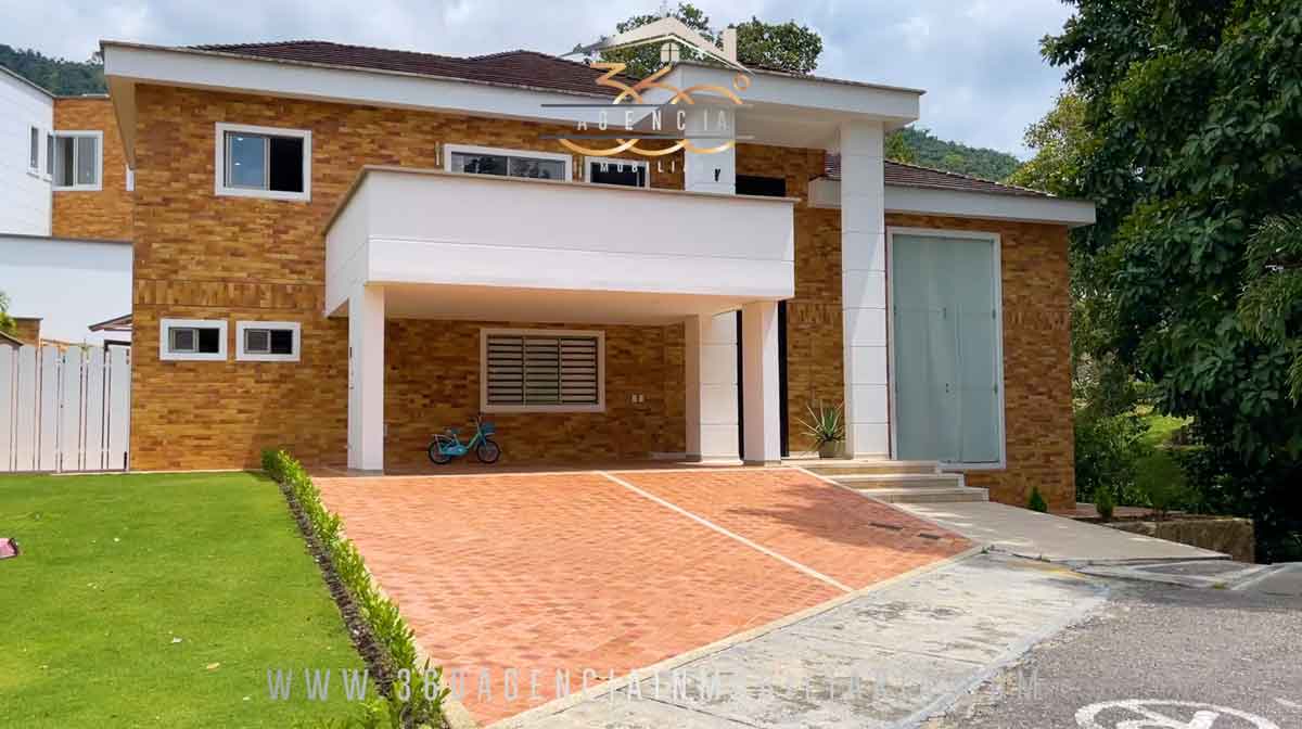 Venta Casa Terrazas de Menzuli Bucaramanga