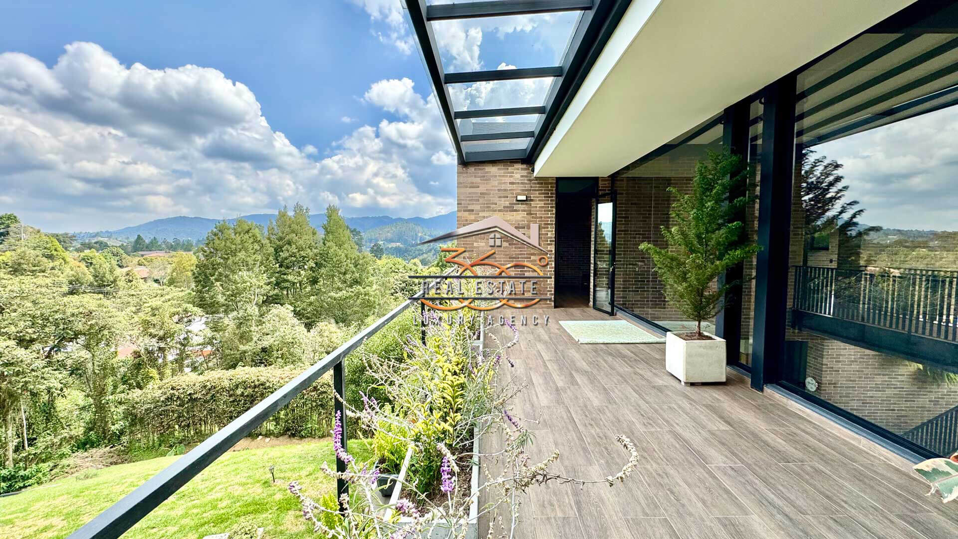 Alto de Palmas Casa en Venta Medellin
