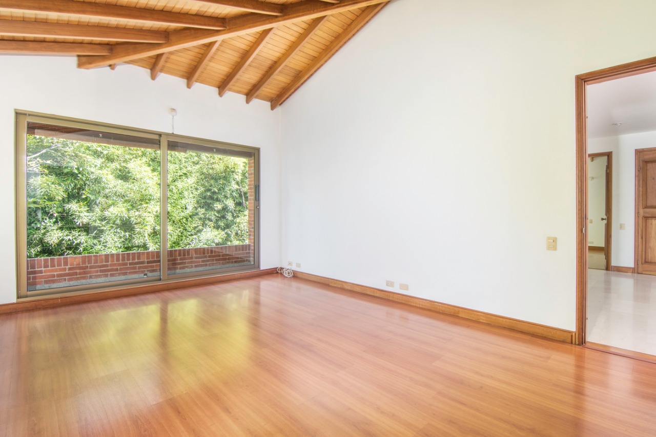 Venta Casa Santa Catalina de Aragon