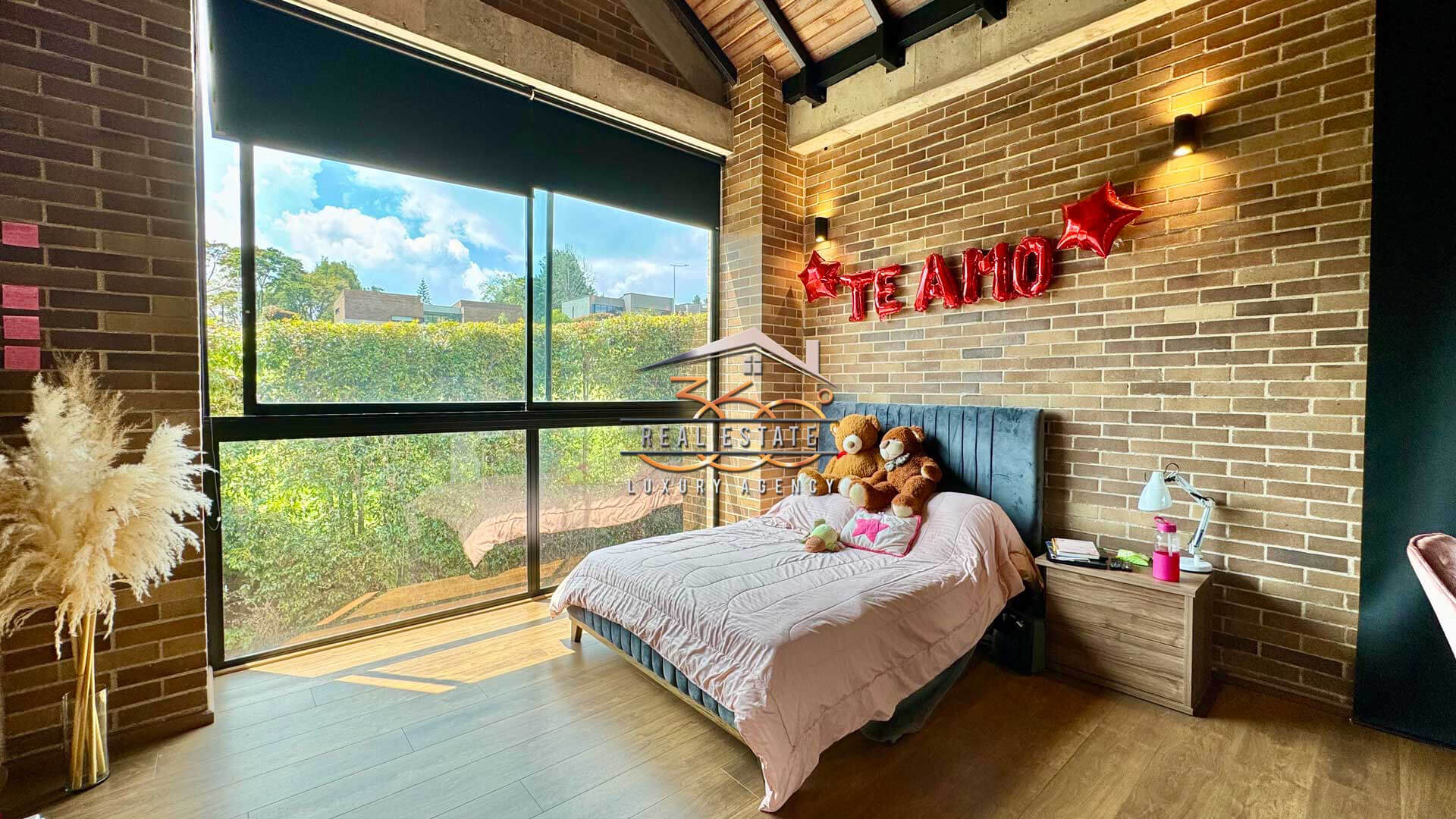 Alto de Palmas Casa en Venta Medellin