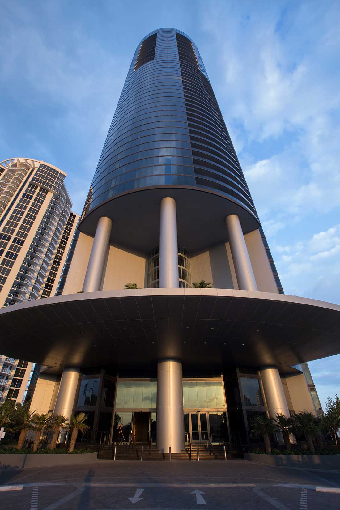 Porsche Design Tower