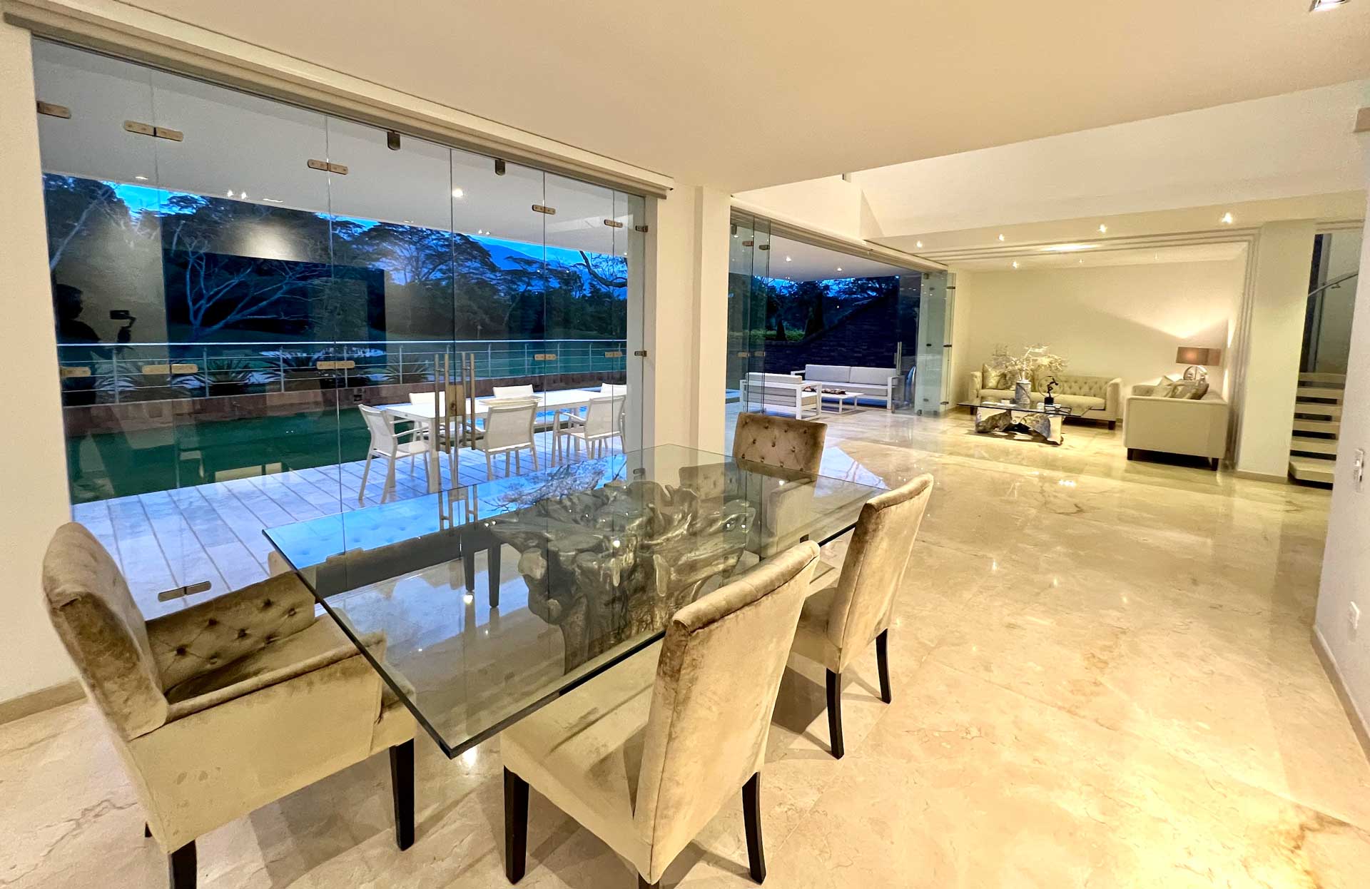 Moderna Casa Ruitoque Condominio Bucaramanga