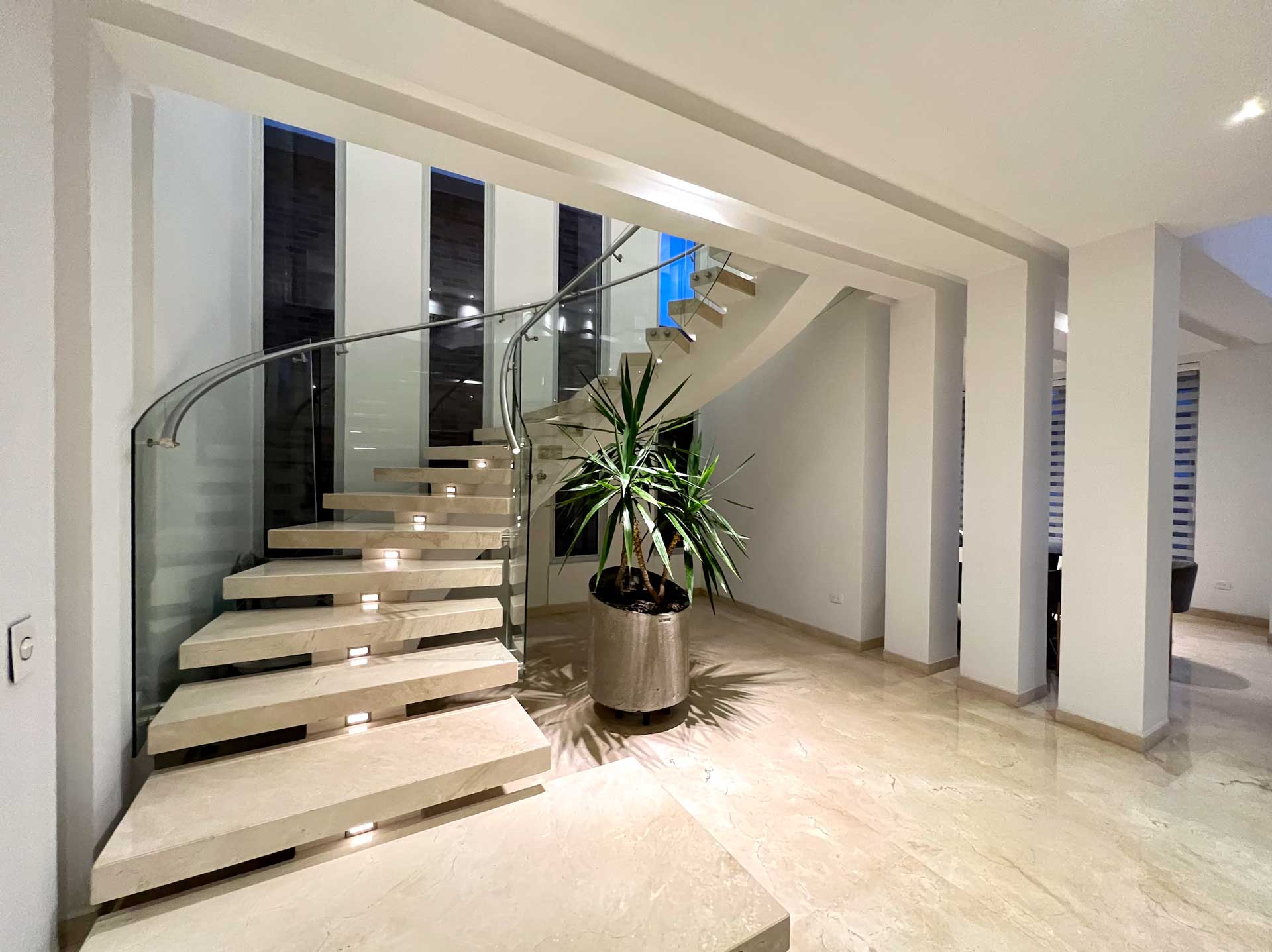 Moderna Casa Ruitoque Condominio Bucaramanga