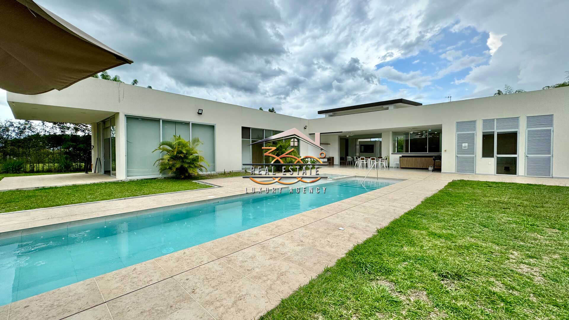 Hermosa Casa en Venta Cerritos Pereira
