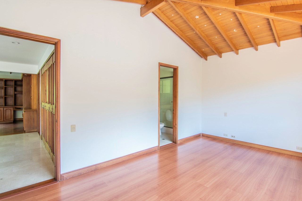 Venta Casa Santa Catalina de Aragon