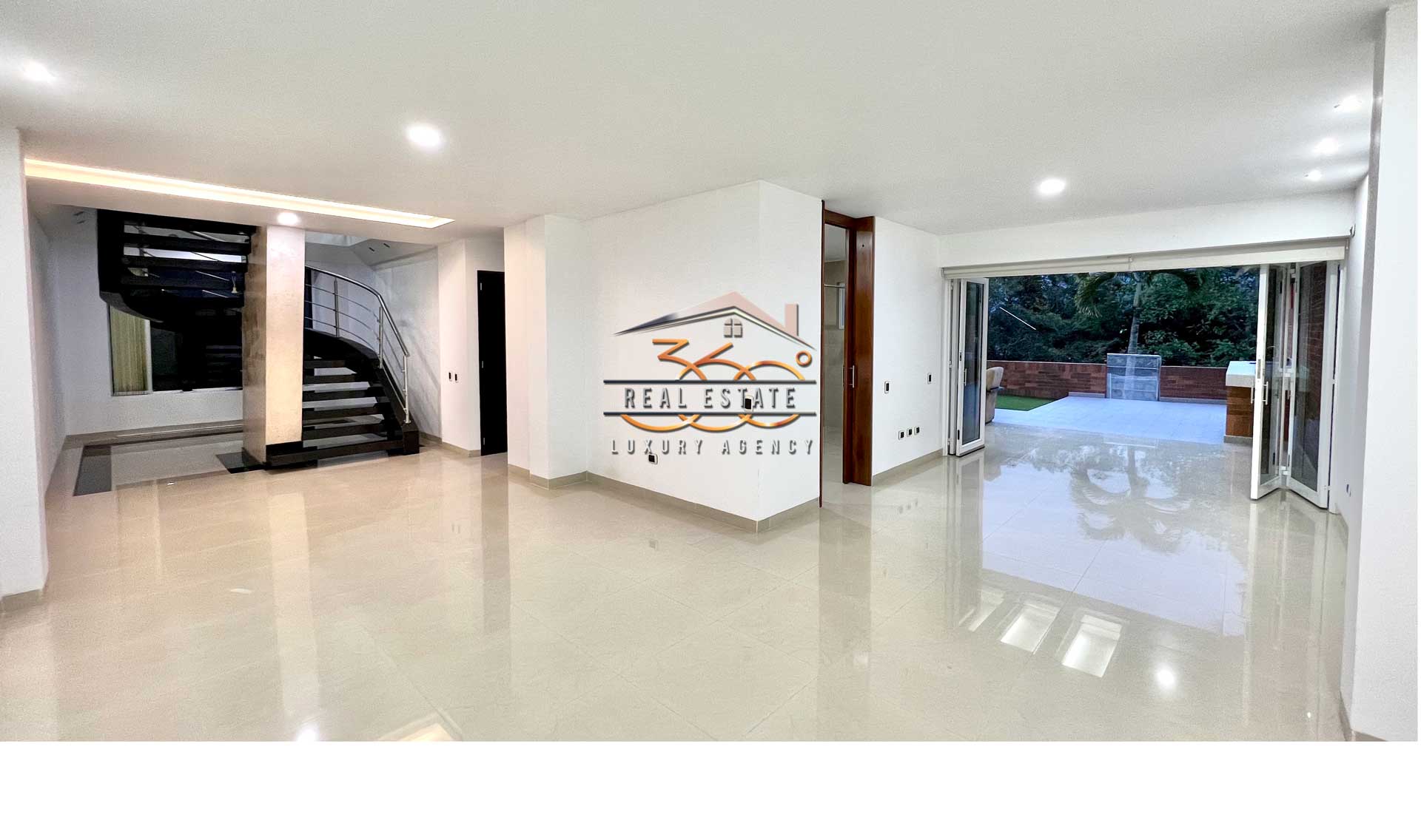 Hermosa Casa en Venta La Cima Ruitoque Condominio